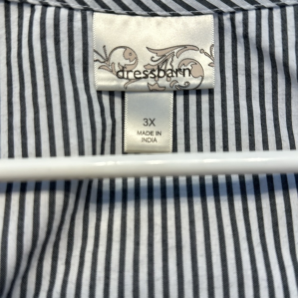 Plus Size Dressbarn Stripe Flutter Stripe Blouse Top Patriotic Size 3X EUC #7051 - Picture 5 of 9